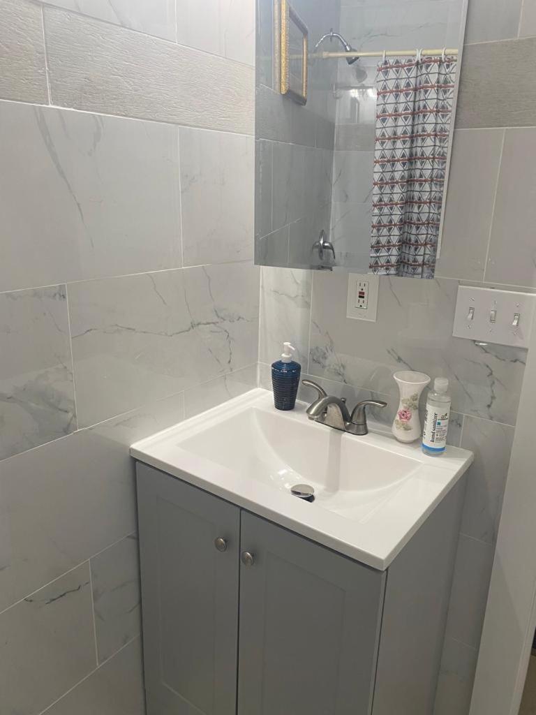 King Suite 8Mins To Newark Airport 外观 照片